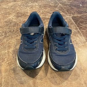 New balance kids sneakers size 11.5